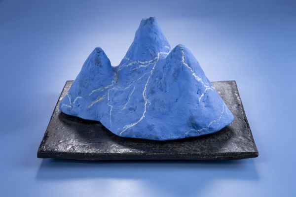 Mar interior, 2015. Refractari i porcellana. 17 x 27 x 24 cm. | © Jordi Geli