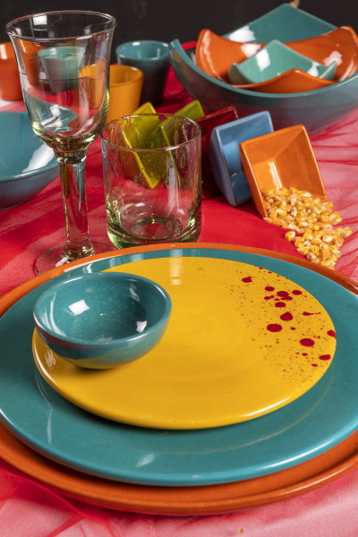 MEDITERRÀNIA. Fang vermell de baixa, esmaltat. | © Jordi Geli / Terracotta Museu