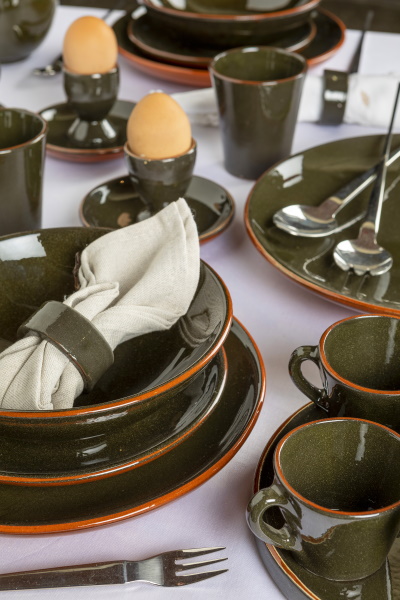 NIT. Argila de la Bisbal, engalbes i vernís s/p a 1.020°C. | © Jordi Geli / Terracotta Museu