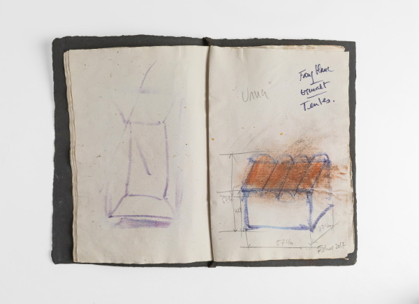 VESTIGIS (2018). Tècnica mixta sobre paper fet a mà.