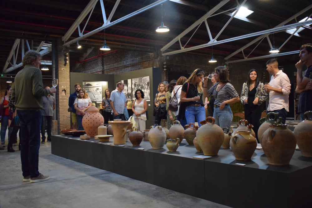 Actividad en el Terracotta Museu de la edición 2022 de «Beu-te el museu»  | © Terracotta Museu