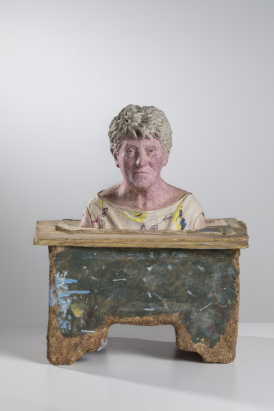 BUST II (2014).Tierra cocida policromada (temple de huevo). | © Jordi Geli