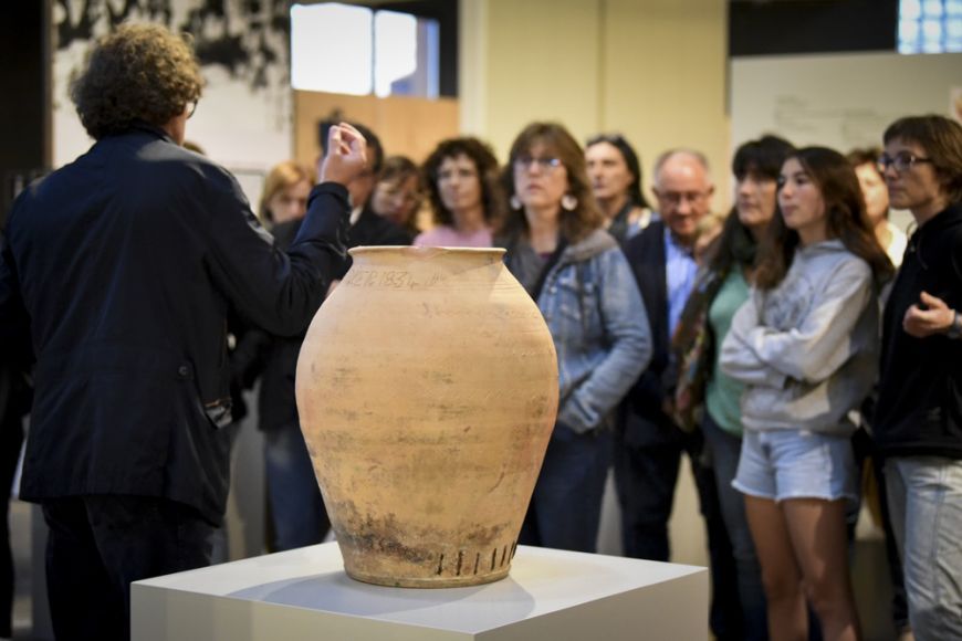 Visita guiada a la exposición 'Orgull de terrisser' | © Anna Pascual Visita guiada a la exposición 'Orgull de terrisser' | © Anna Pascual